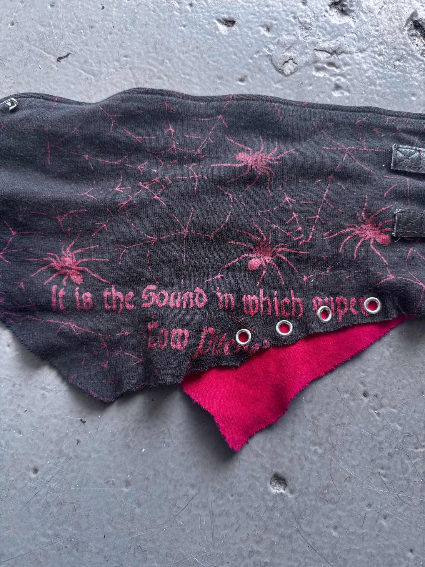 H.Naoto Buckle Neck Scarf