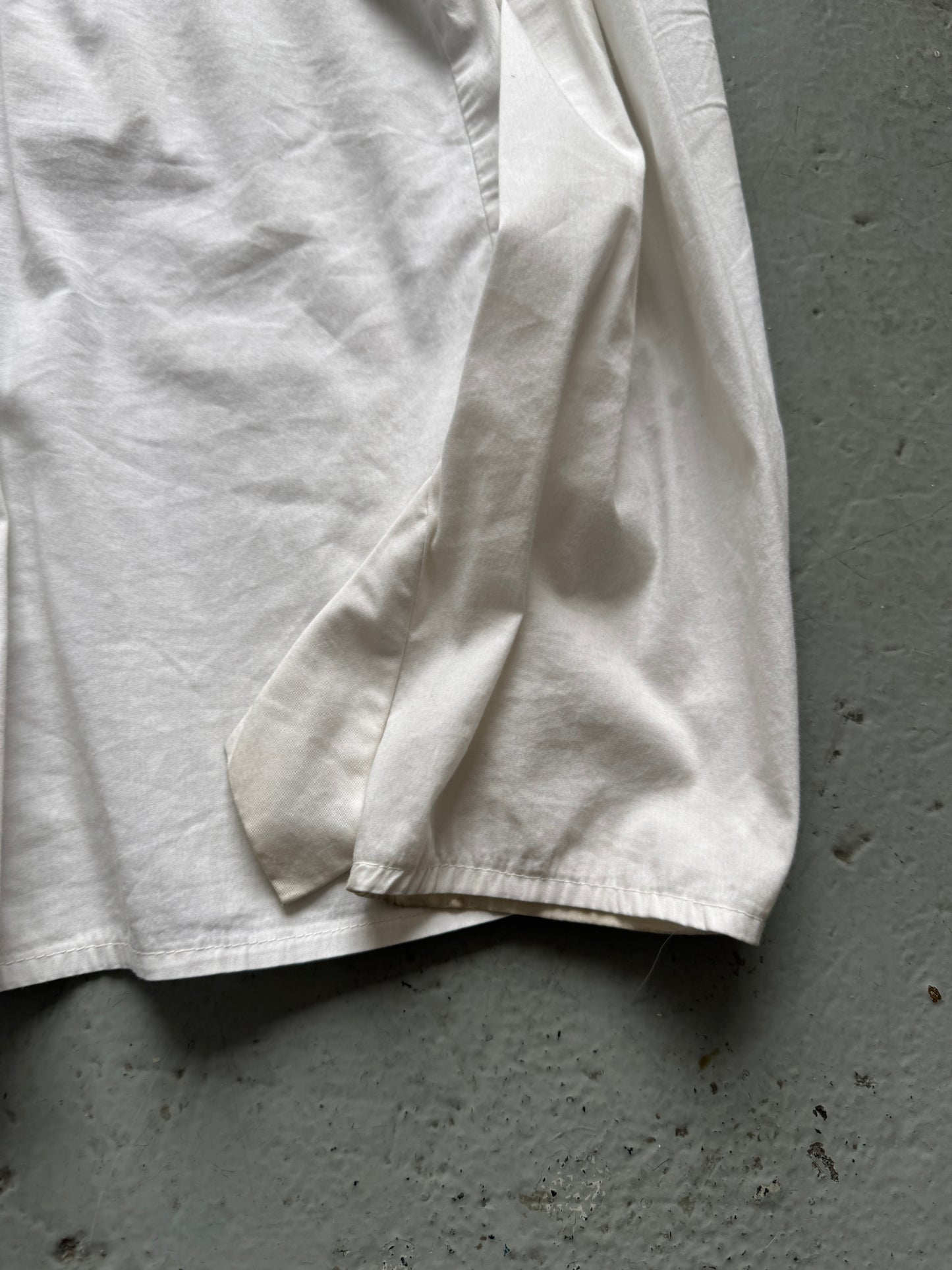thamanyah gloved asymmetric shirt