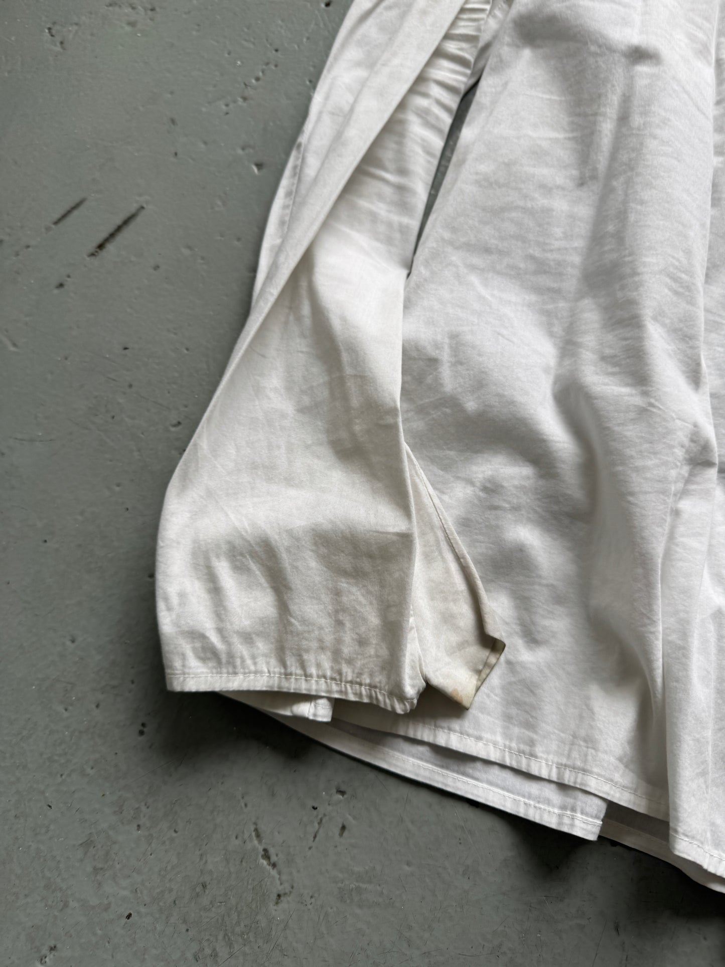 thamanyah gloved asymmetric shirt