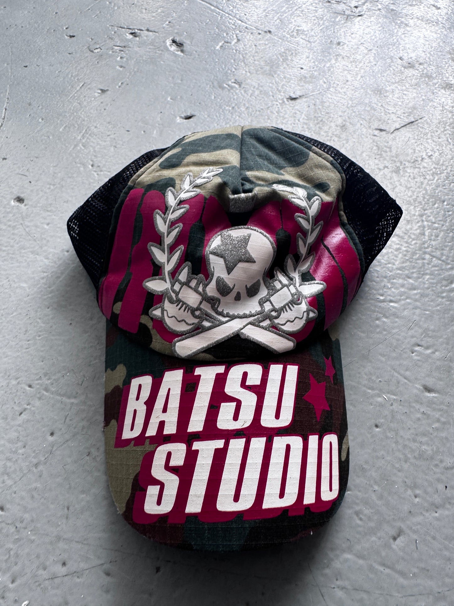 ba-tsu studio skull cap