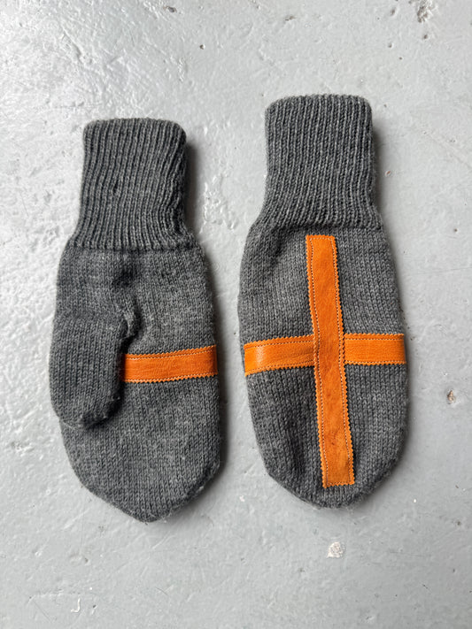 general research cross mittens