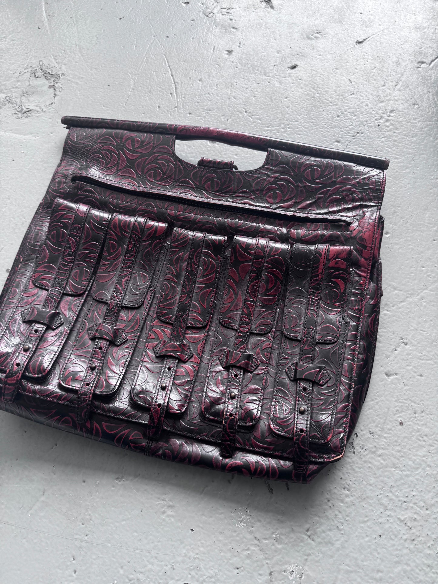 beauty:beast dark knight thorn pocket bag