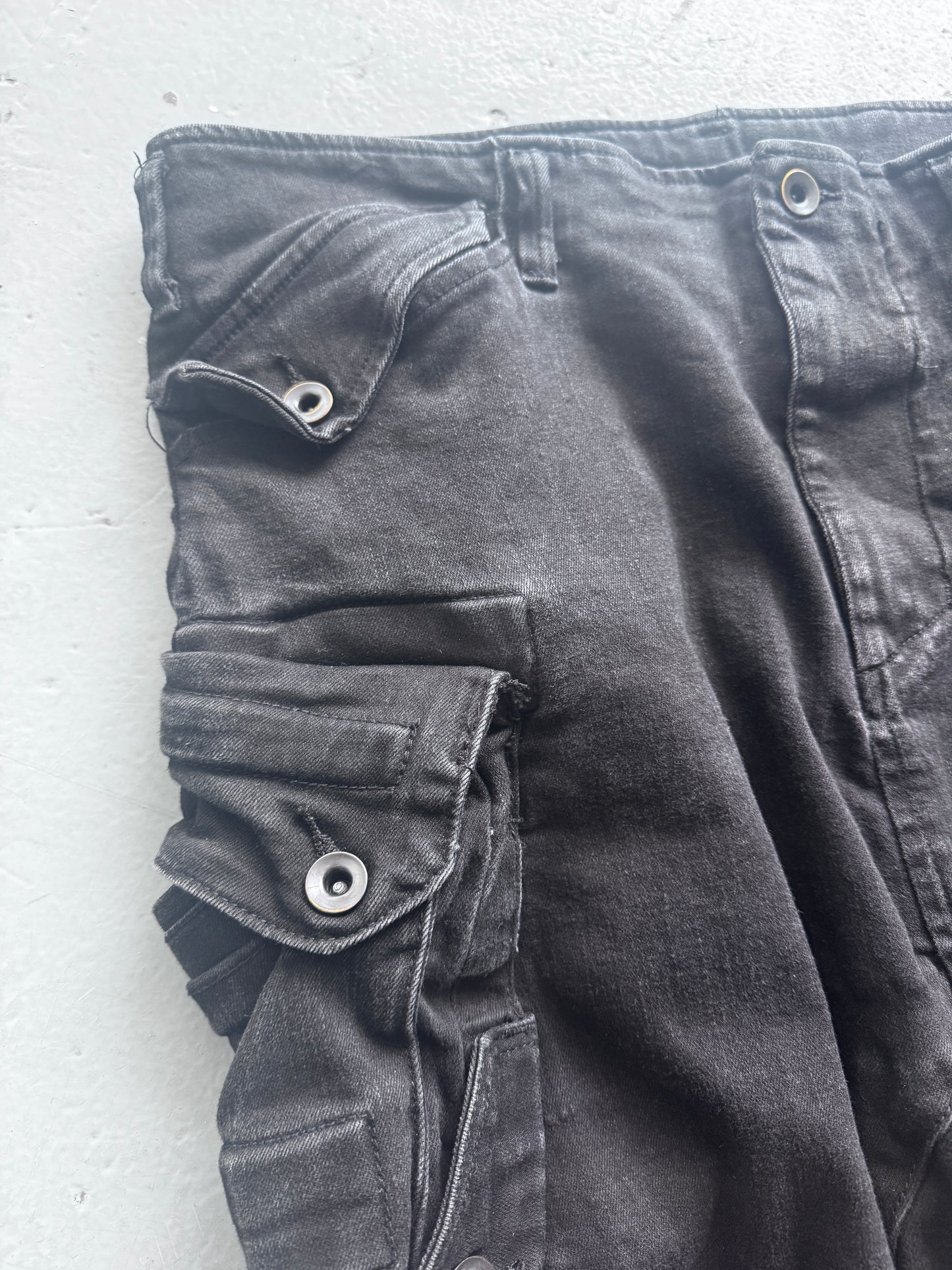 Julius Permanent Gas Mask Shorts