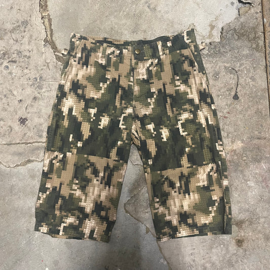 beauty:beast 90s digi-camo capris