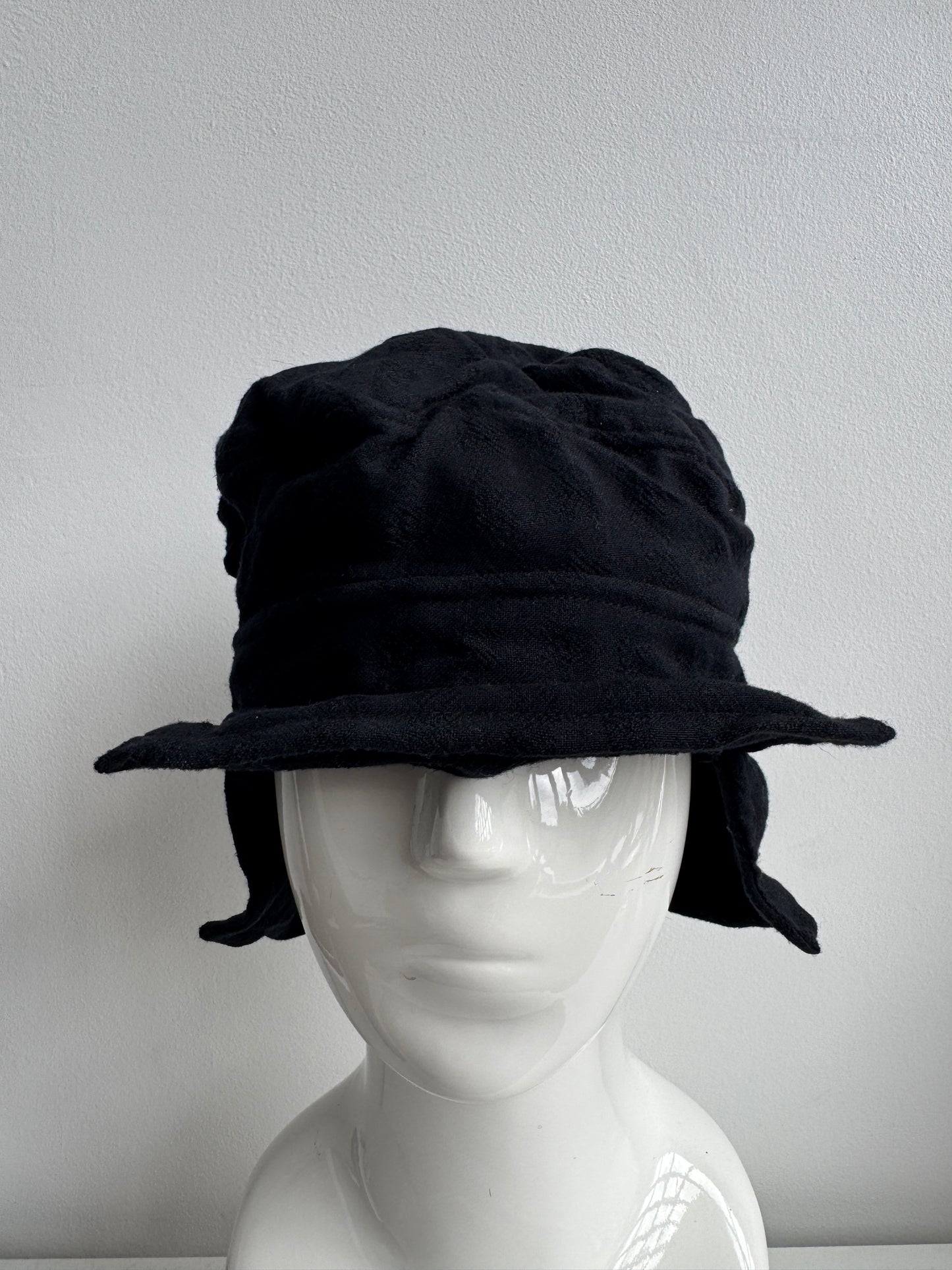 Aleksandr Manamis adjustable wool wired hat