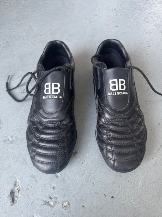balenciaga football trainer 39