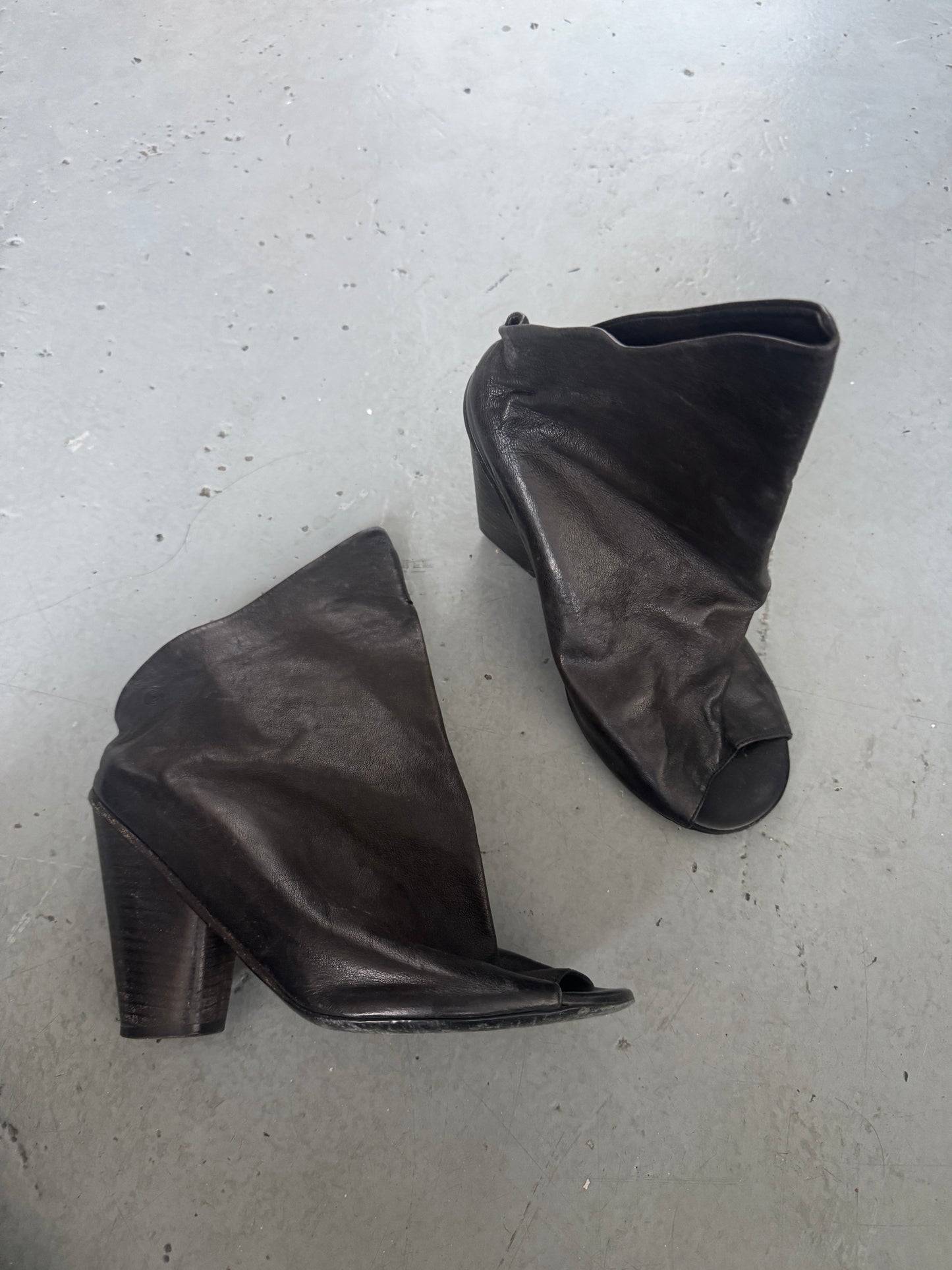 marsell thick winged heel 39