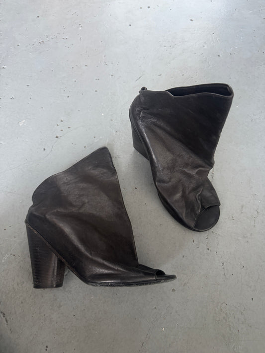 marsell thick winged heel 39
