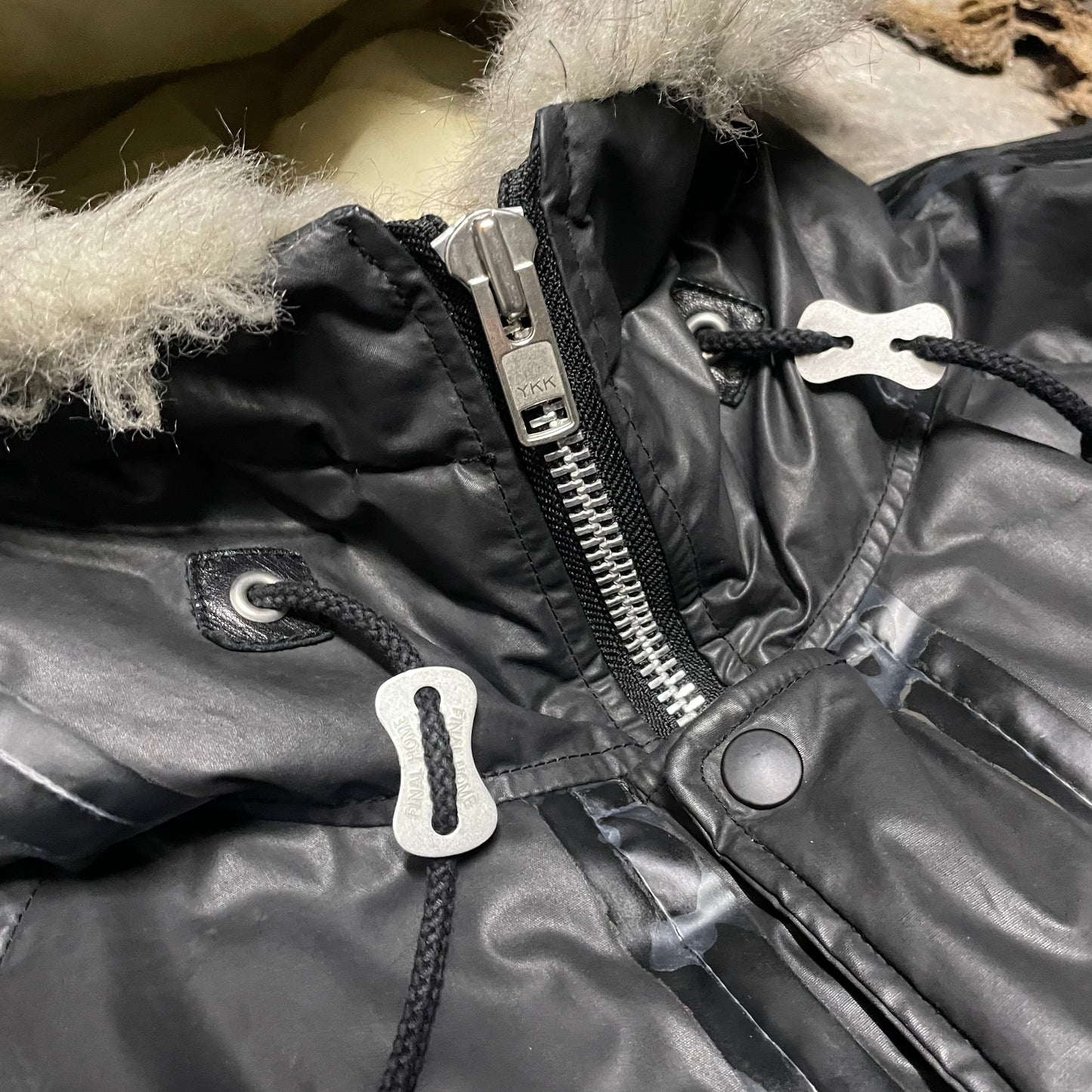 Final Home 90s Taped Seam Fur Hooded Puffer Jacket