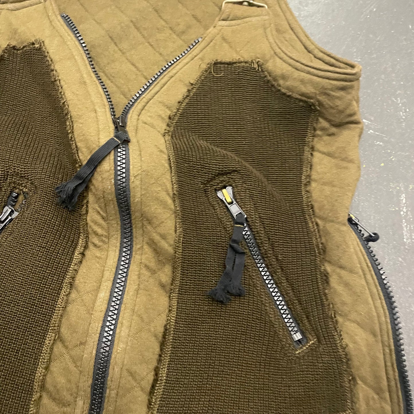 Juddy Corn Zipper Vest