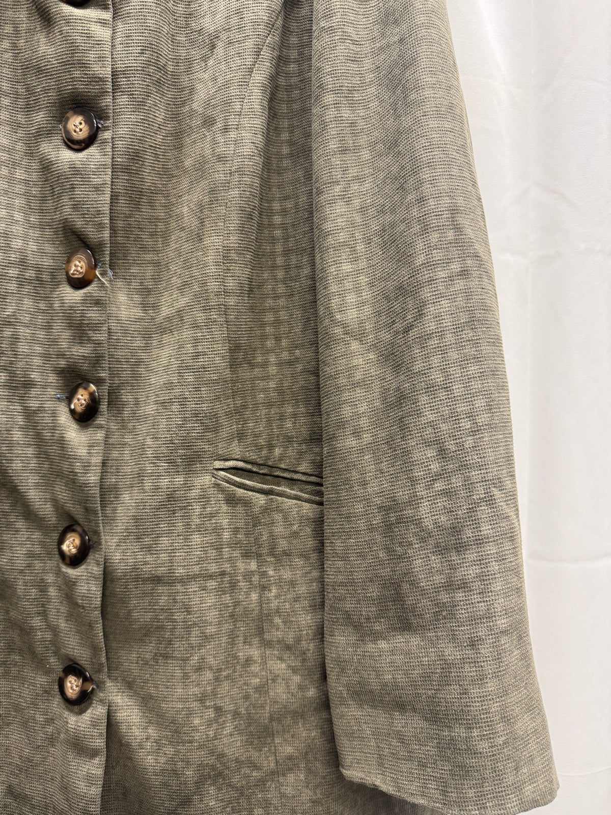 individual sentiments wool buttoned coat