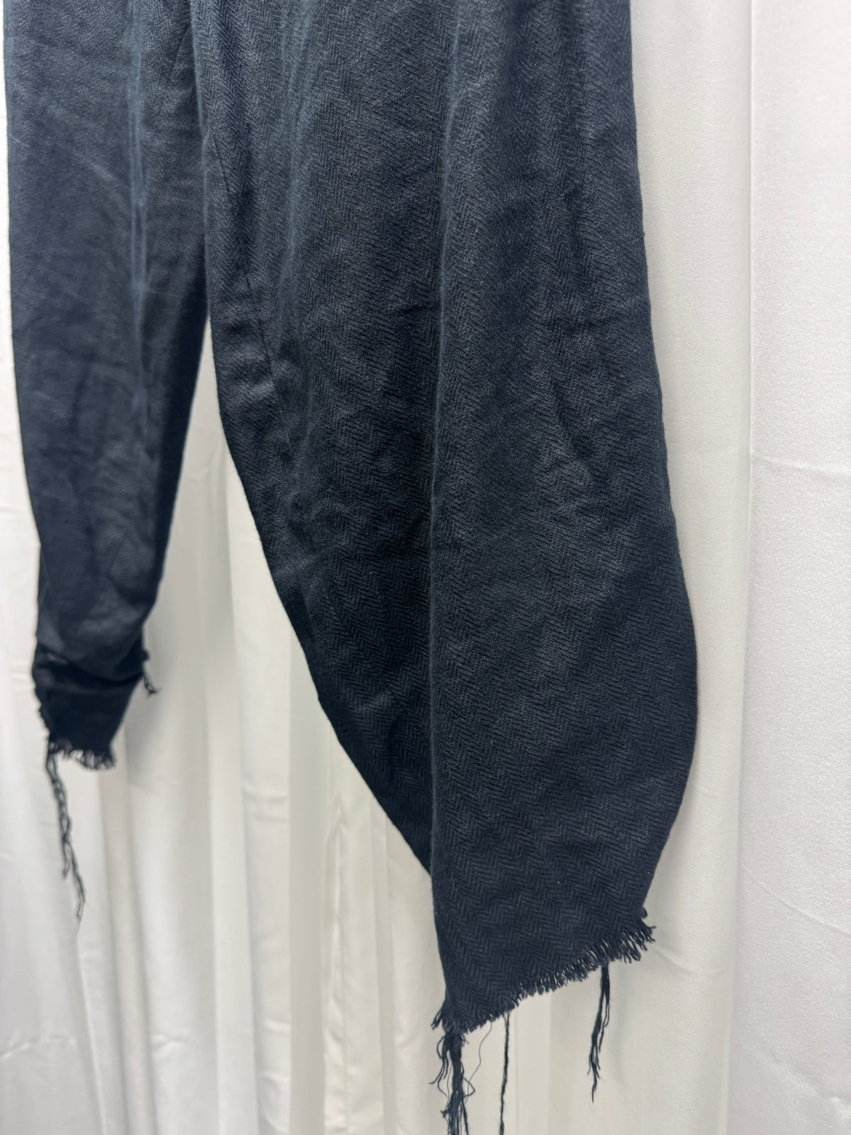 olubiyi thomas linen cropped twist cut raw trouser