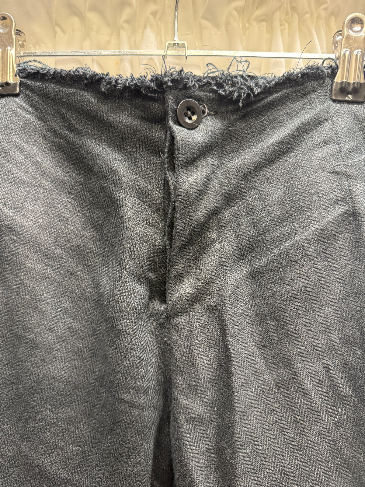 olubiyi thomas linen cropped twist cut raw trouser