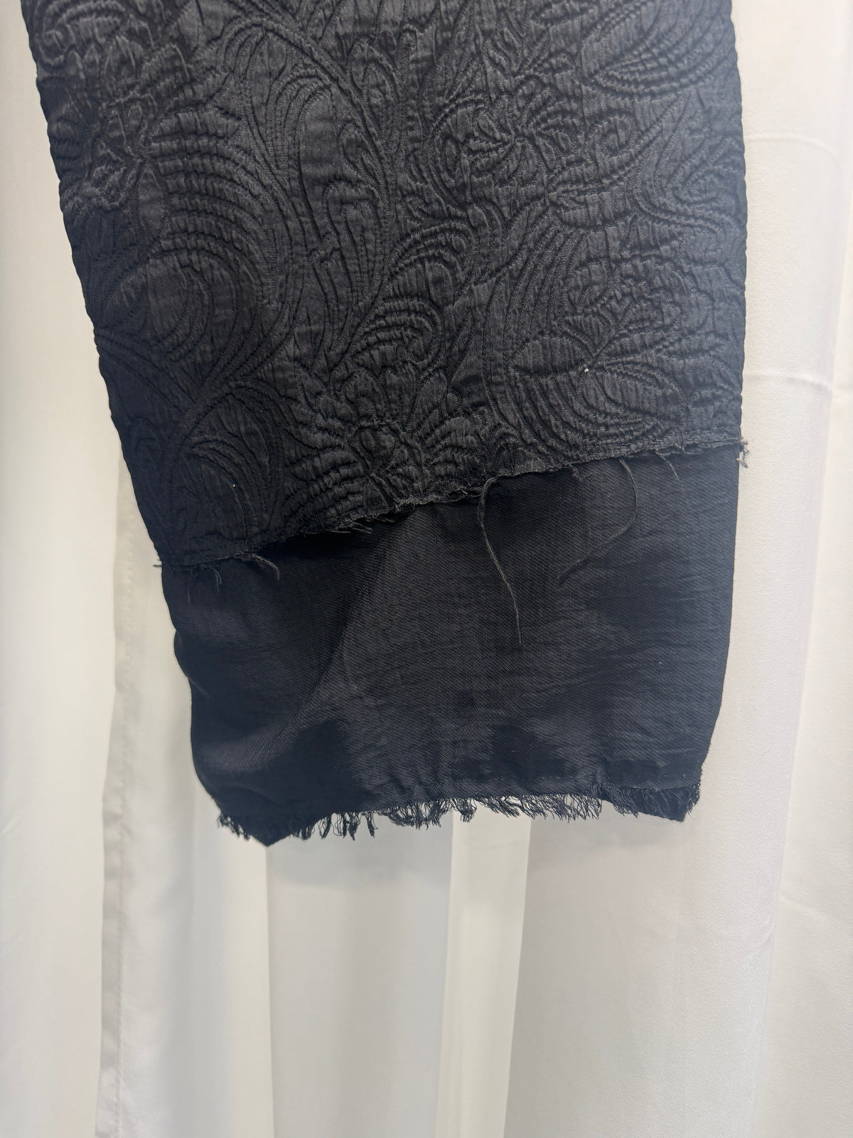 olubiyi thomas extended hem trouser