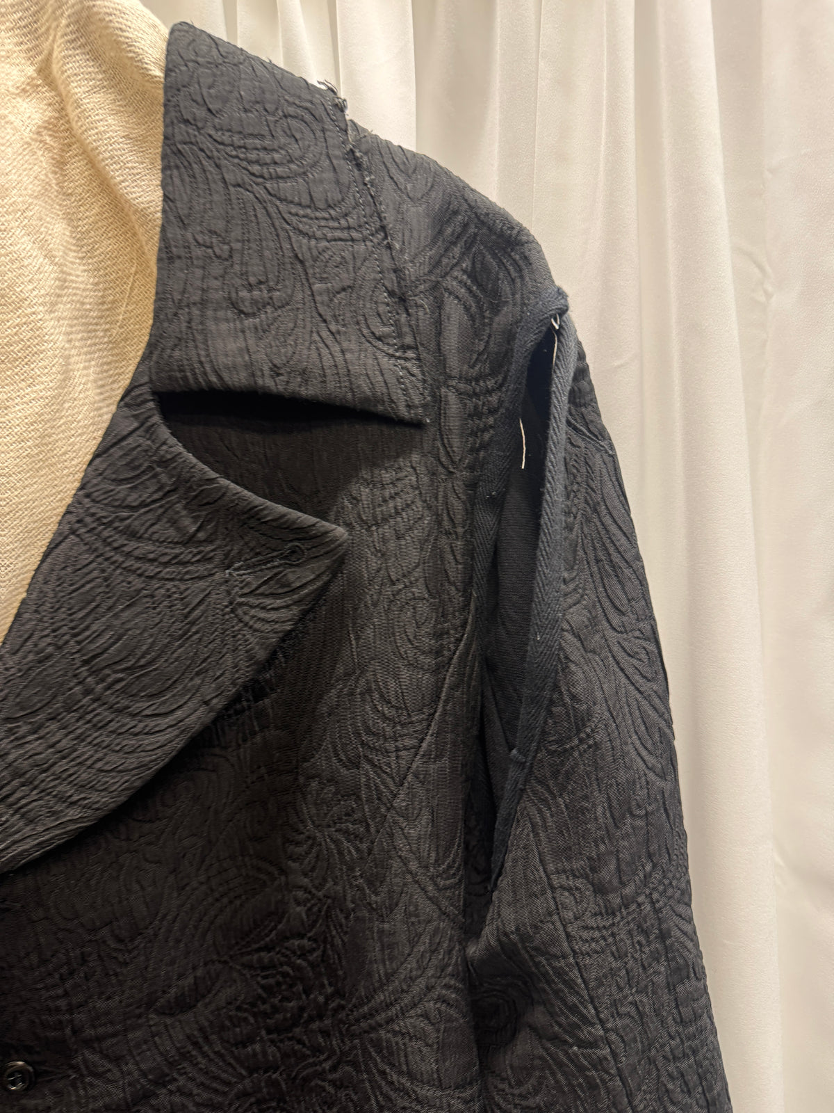 olubiyi thomas mega lapel detachable sleeve layered blazer