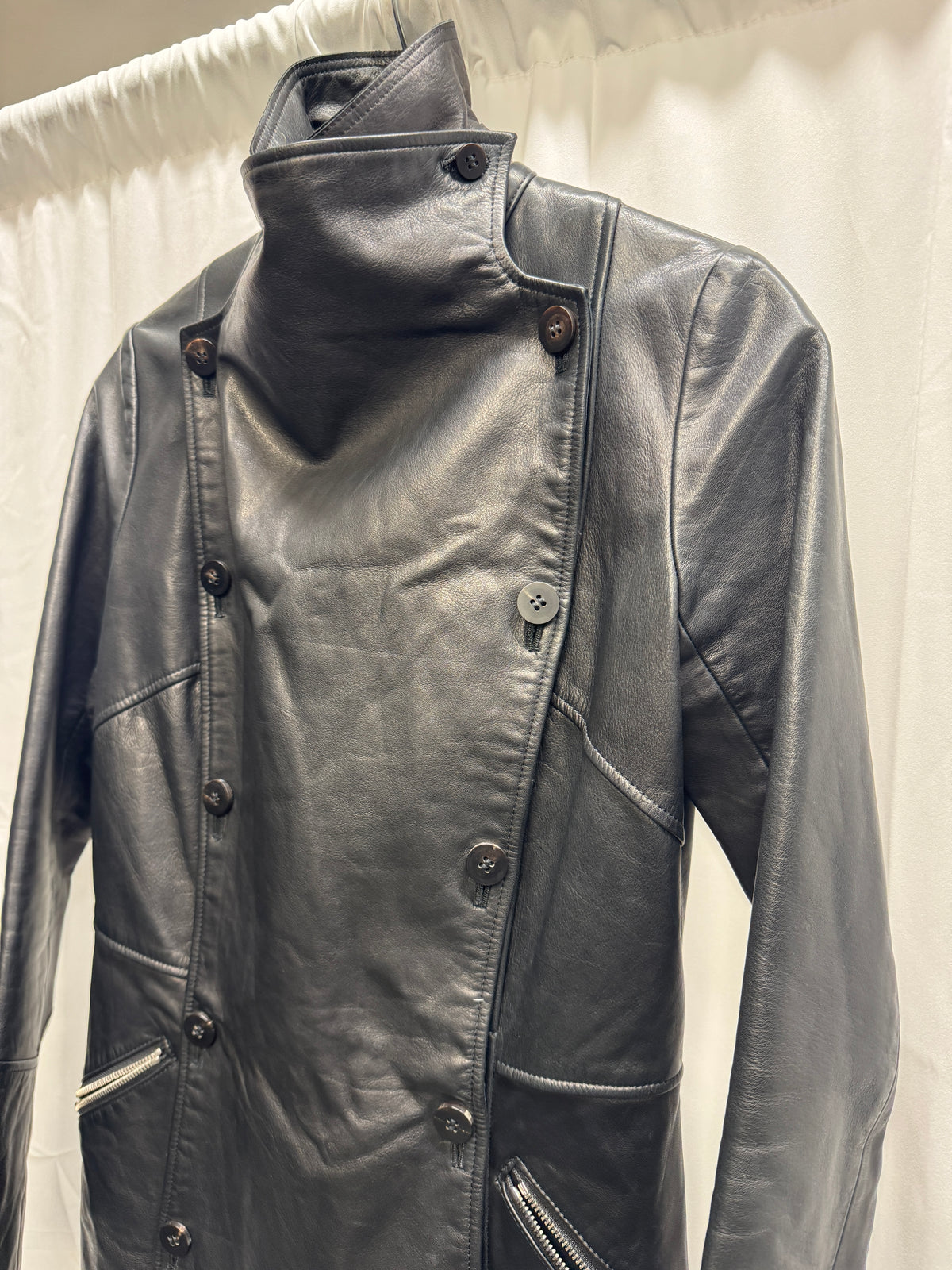 s/stere removeable napoleon buttoned layer leather coat