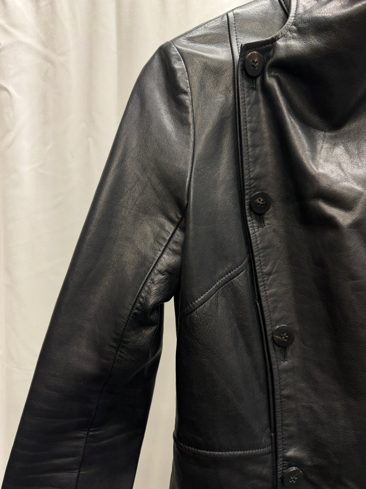 s/stere removeable napoleon buttoned layer leather coat