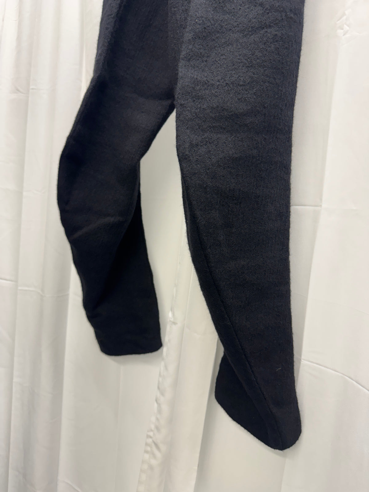 Forme D'Expression Wool Banana Cut 3D Twisted Trouser