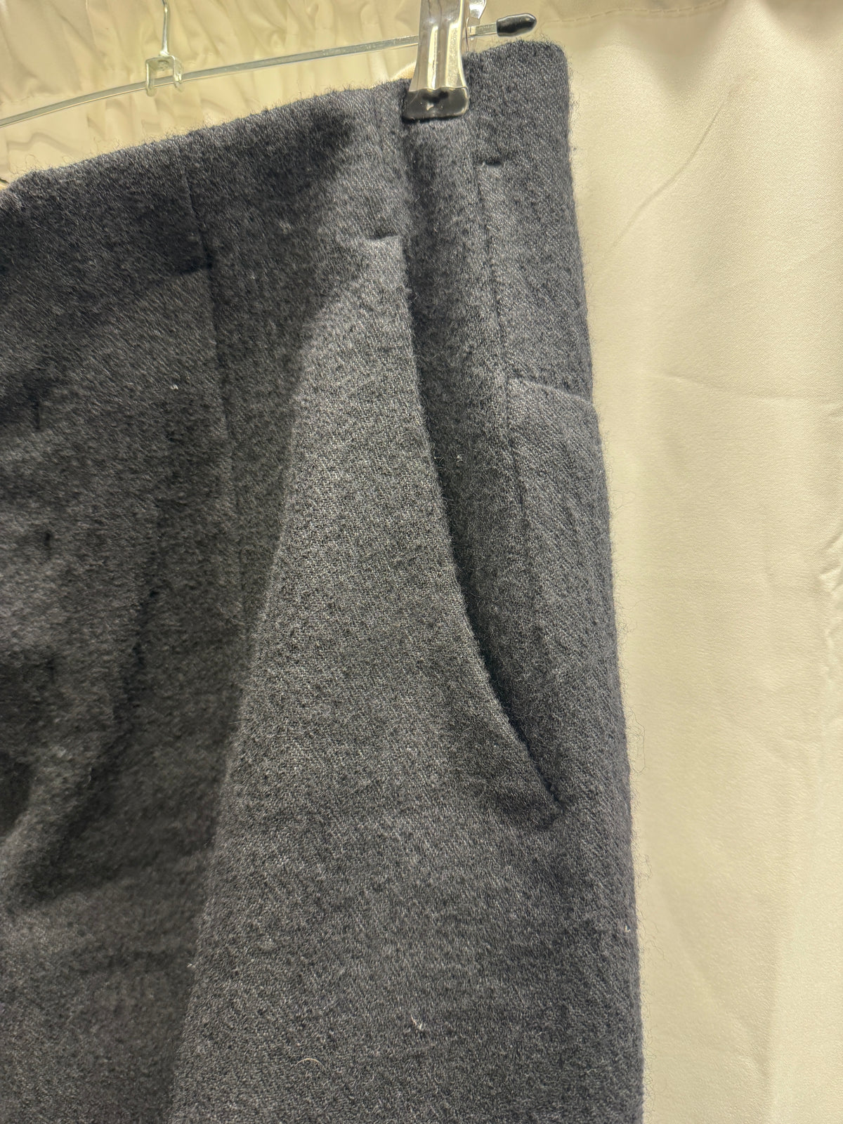 Forme D'Expression Wool Banana Cut 3D Twisted Trouser