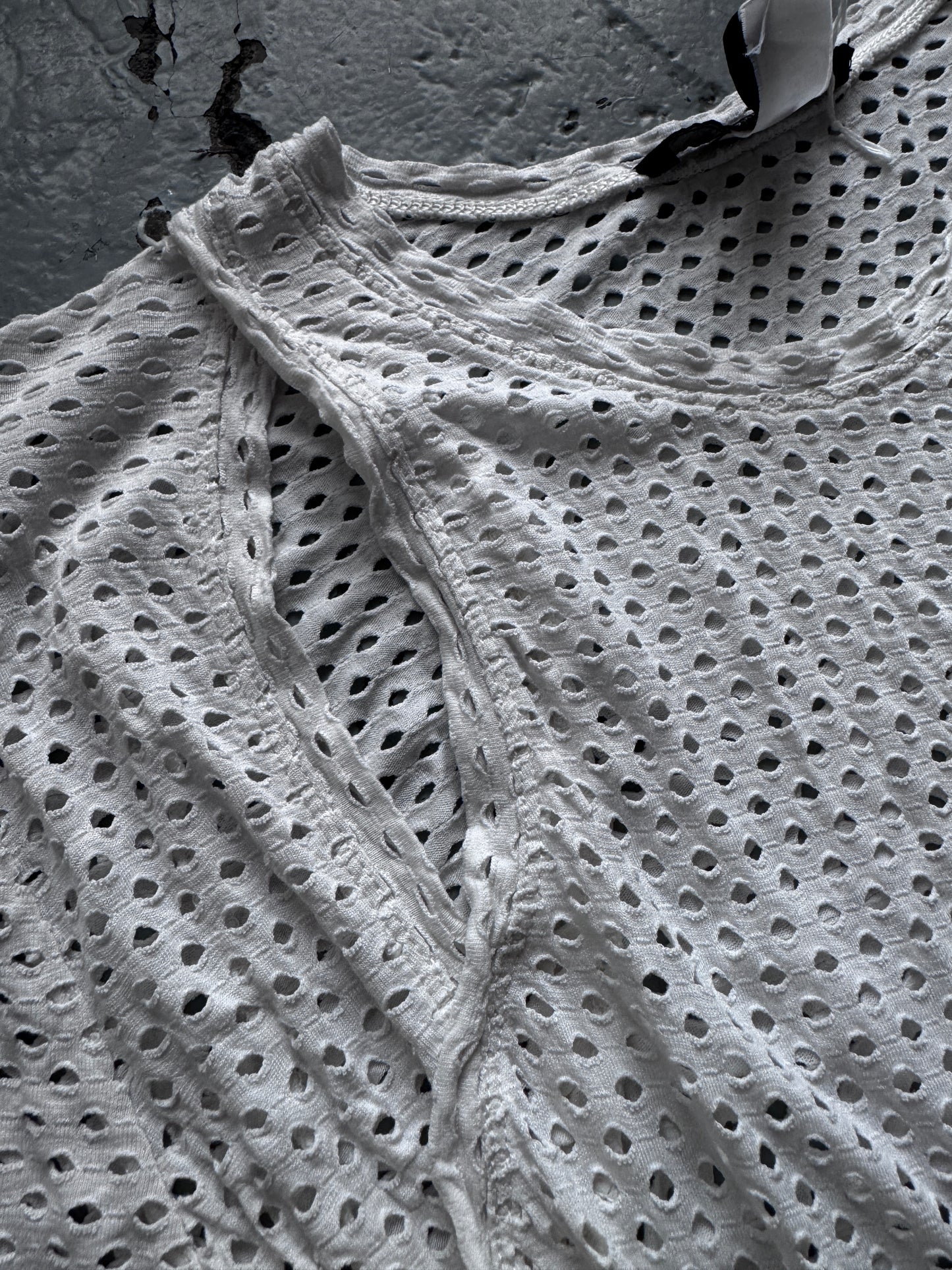 maxazria laser cut layered longsleeve