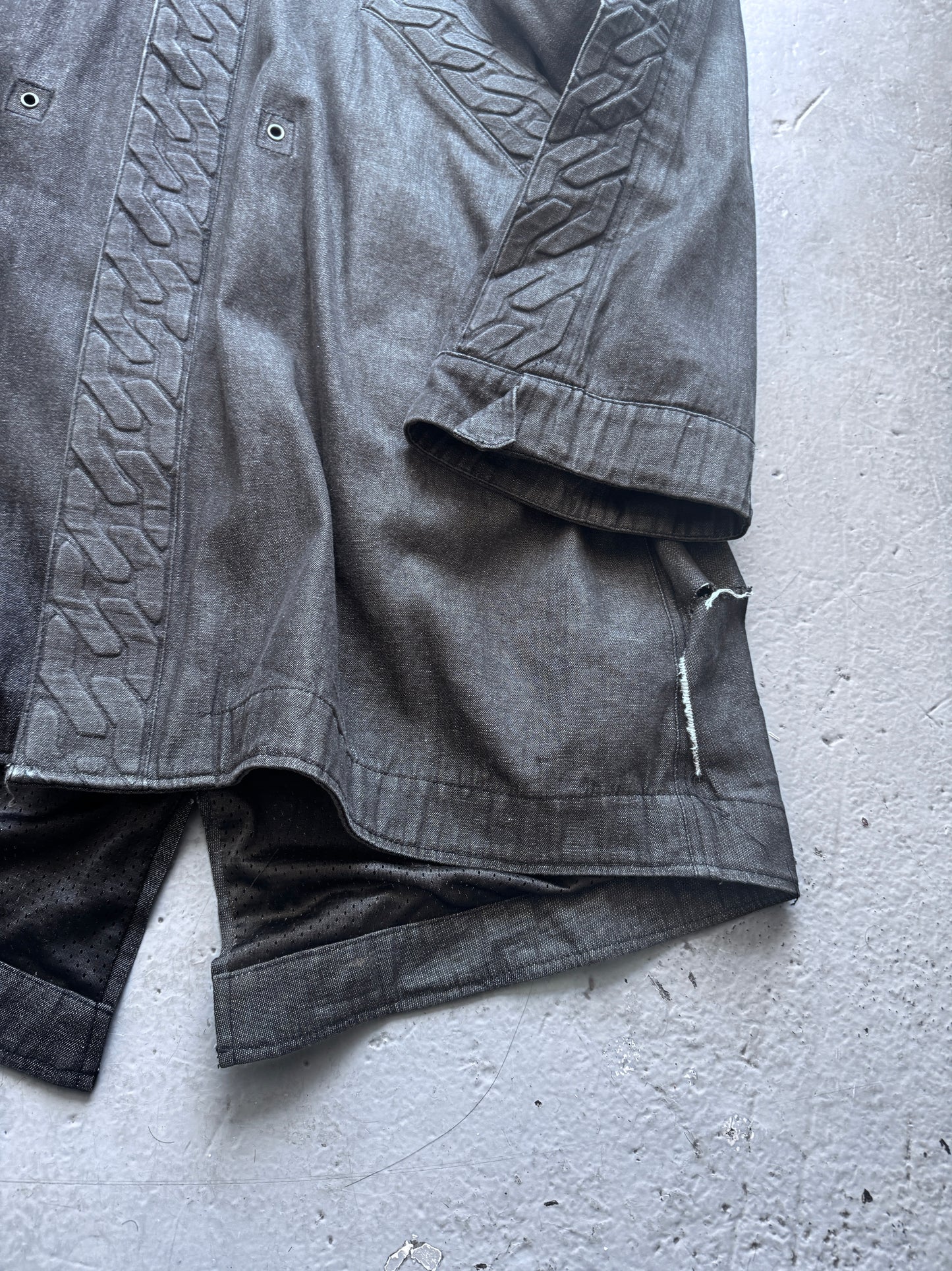 ktz chain embossed textile parka L