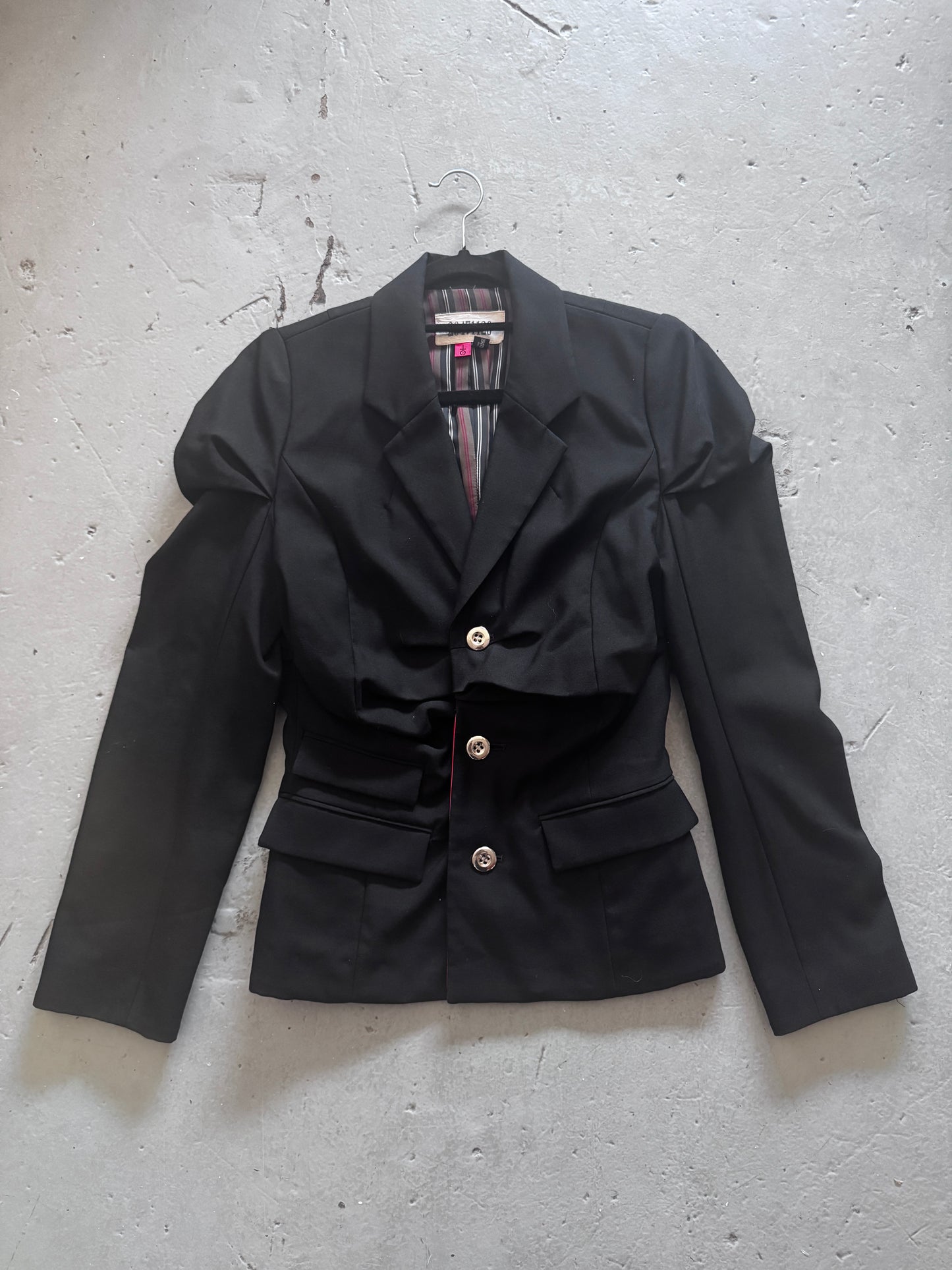 20471120 faulted armor drape blazer