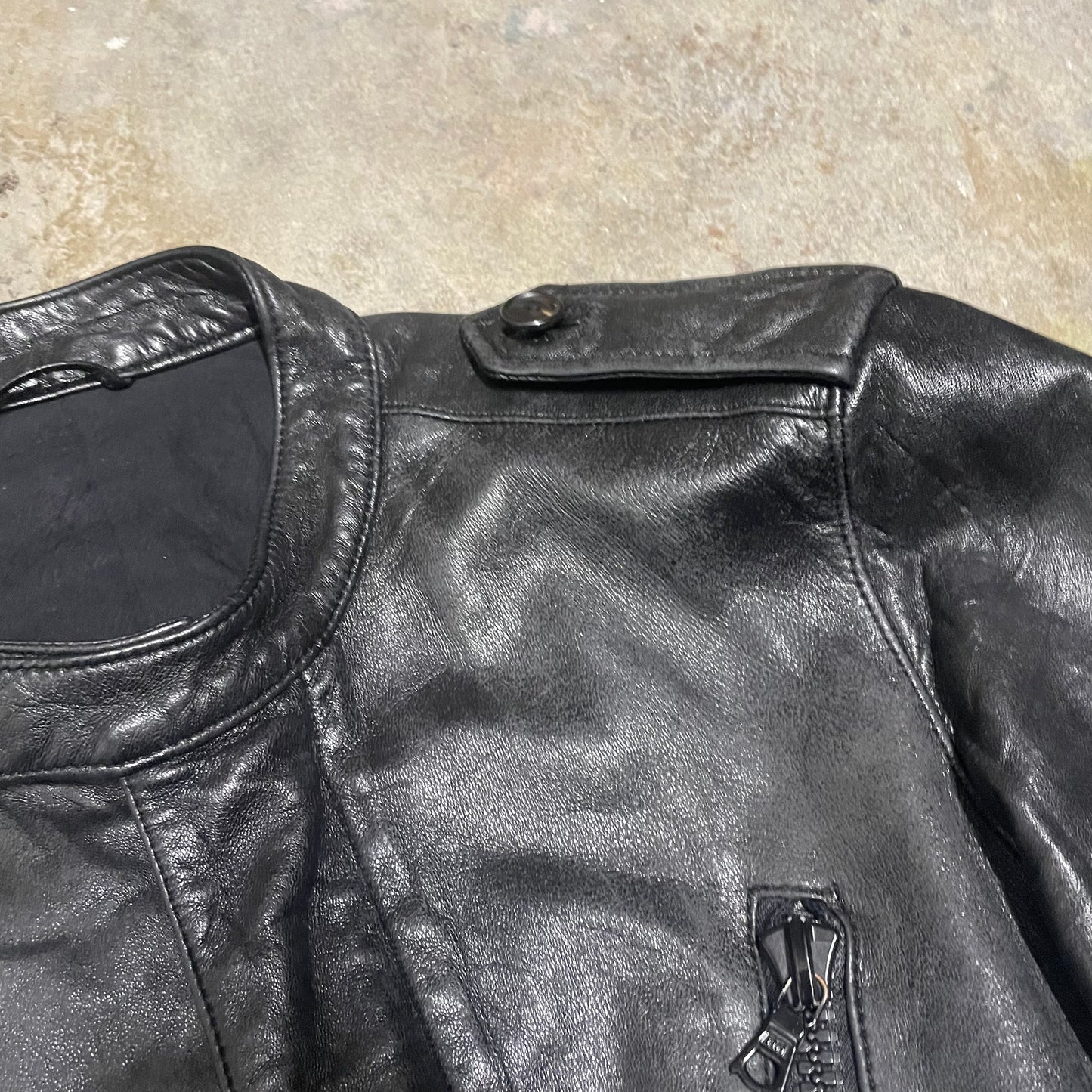 Kazuyuki Kumagai Attachment Oiled Leather Epaulet Jacket