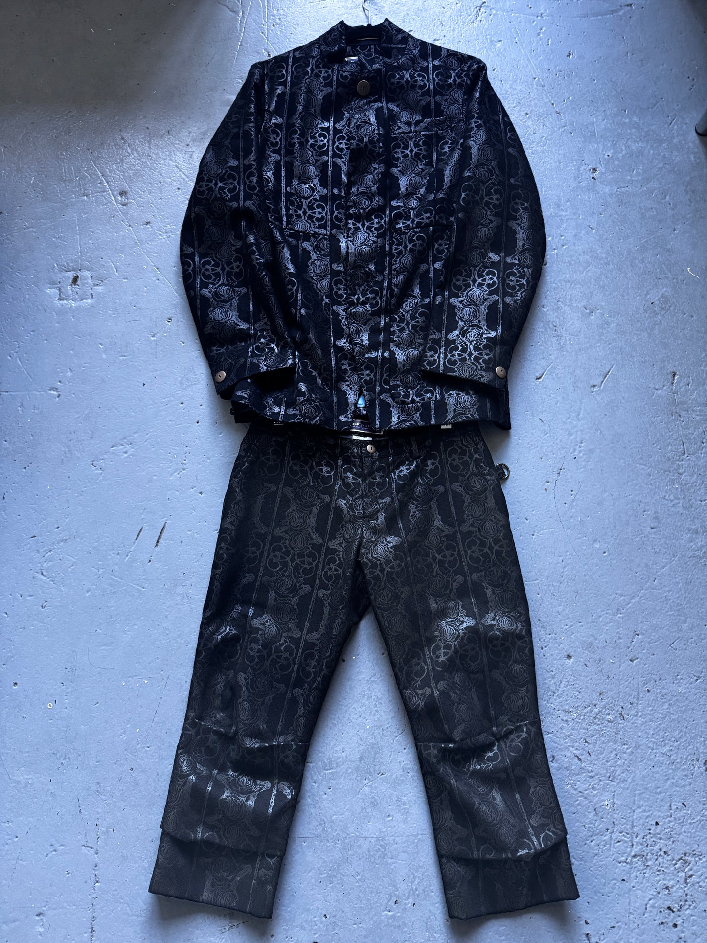 beauty:beast dark knight printed setup capri/jacket