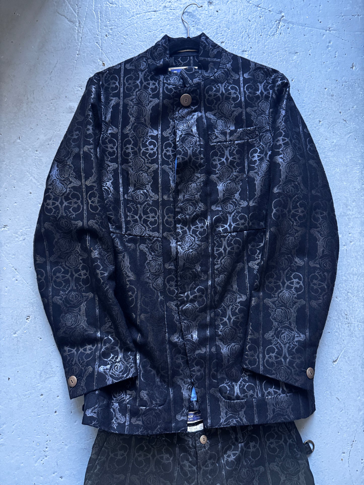 beauty:beast dark knight printed setup capri/jacket