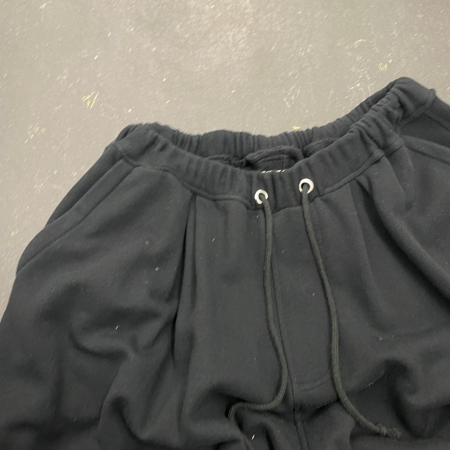 Unfinished Shinya Tabuchi Fur Detail Balloon Sweatpants