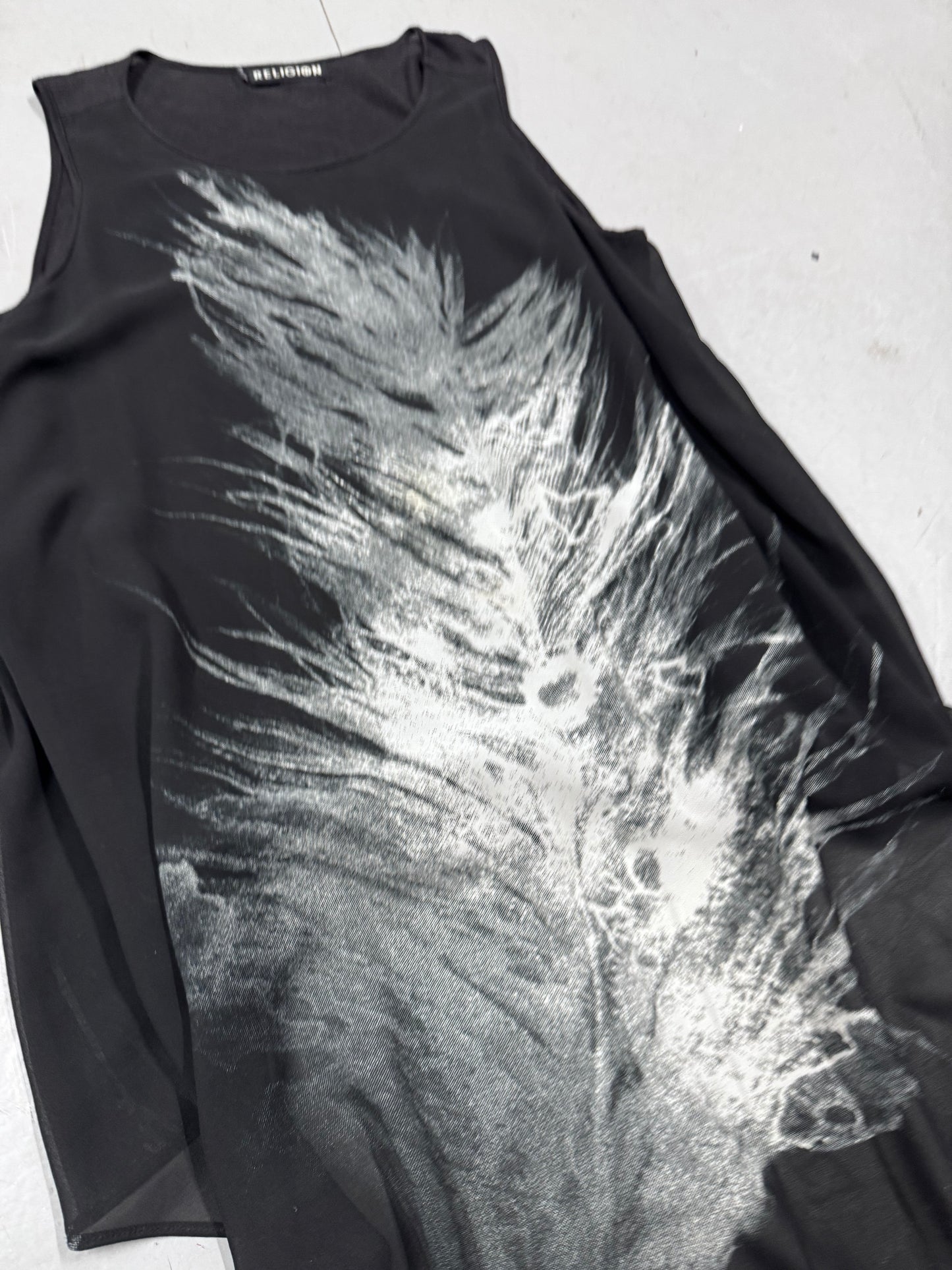 Religion Feather Elongated Tank