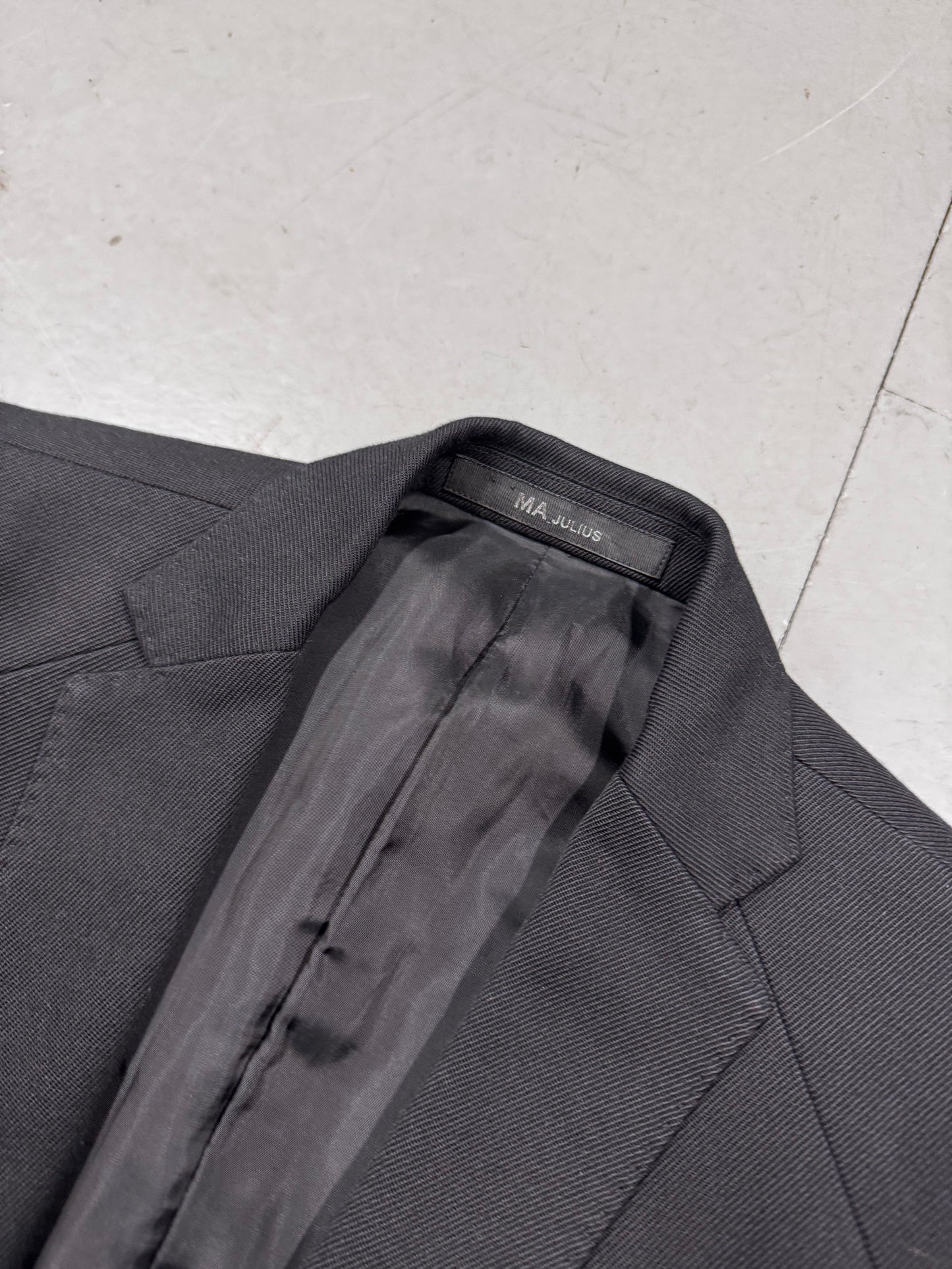 MA Julius Presentation Sample Blazer